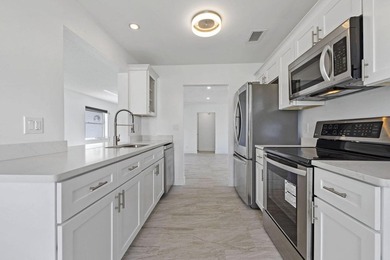 Fall in love with this charming, completely remodeled 2-bedroom - photo 3