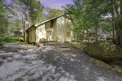 Lake Home For Sale in Pocono Pines, Pennsylvania