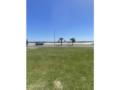 1602 Beach Boulevard, Biloxi, MS - Premier Beachfront Lot with - photo 4