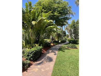 Newly refreshed top floor unit with fabulous intracoastal views - photo 23