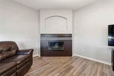 Welcome to waterfront living in the sought-after gated community - photo 27