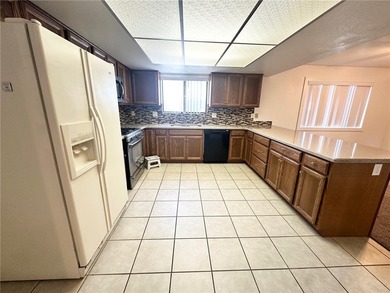 This cozy and spacious 1860 s f 3 bedrooms 3 bathrooms house has