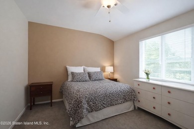 Located in the heart of New Springville, this 3-bedroom - photo 14