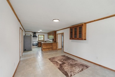 Recent completely remodeled Duplex on over 3 acres of land in - photo 15