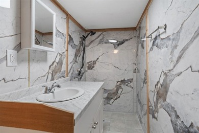 Recent completely remodeled Duplex on over 3 acres of land in - photo 25