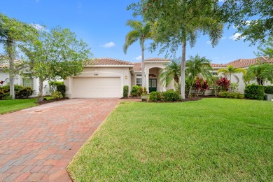 Come see this Beautiful 3 bedroom, 2.5 bath home in the gated - photo 3