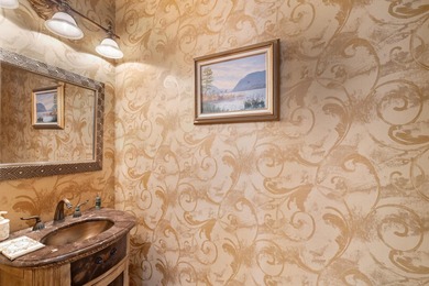 Come see this Beautiful 3 bedroom, 2.5 bath home in the gated - photo 9
