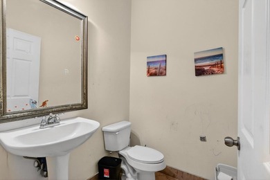 MOTIVATED SELLER in SAGEWOOD community. This home has 4 Bedroom - photo 9
