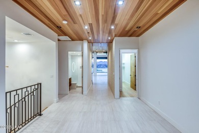 Experience luxurious desert living in this 5,111 sq. ft. custom - photo 5