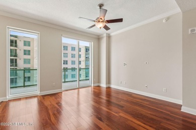 Enjoy the Manhattan lifestyle in this beautiful condo on The - photo 8