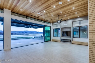 Experience luxurious desert living in this 5,111 sq. ft. custom - photo 9