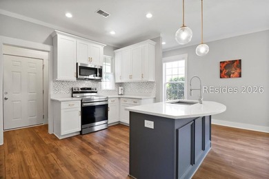 Welcome home to this beautifully renovated Camellia model - photo 11