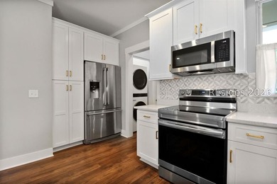 Welcome home to this beautifully renovated Camellia model - photo 13