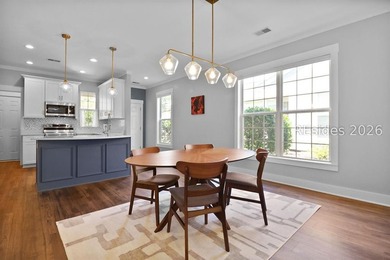 Welcome home to this beautifully renovated Camellia model - photo 17