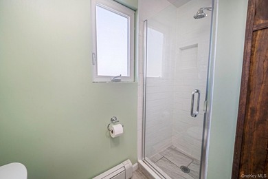 Welcome to this beautifully maintained 3 bedroom, 2 full - photo 17