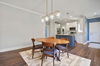 Welcome home to this beautifully renovated Camellia model - photo 18