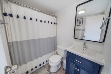 Welcome to this beautifully maintained 3 bedroom, 2 full - photo 21