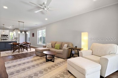 Welcome home to this beautifully renovated Camellia model - photo 22