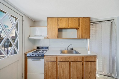 Welcome to this beautifully maintained 3 bedroom, 2 full - photo 25