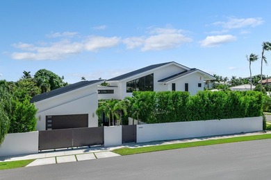 Set on a 9,345+/- square-foot lot, this SoSo residence combines - photo 28