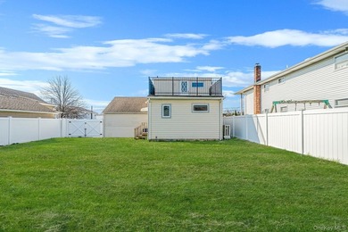 Welcome to this beautifully maintained 3 bedroom, 2 full - photo 29