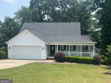 Lake Home For Sale in Milledgeville, Georgia