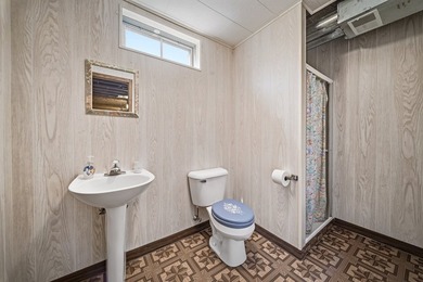 Beautifully maintained and set on a corner lot, this ranch-style - photo 31