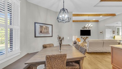 Stunning, Custom built, sprawling one-Level FULL brick & stone - photo 8
