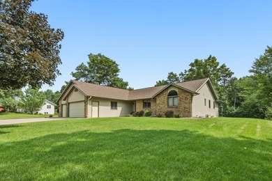 Beautifully maintained and set on a corner lot, this ranch-style - photo 41