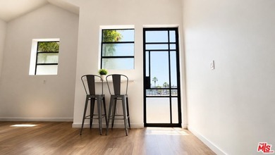 Ultimate Venice Living: A Modern Farmhouse Compound Near Abbot - photo 42