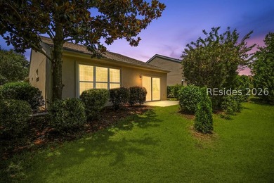 Welcome home to this beautifully renovated Camellia model - photo 46