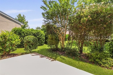Welcome home to this beautifully renovated Camellia model - photo 47
