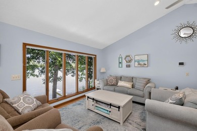This 4-BD, 2.5-BA, 2,544-sq-ft home on a .251-acre wooded lot on - photo 9