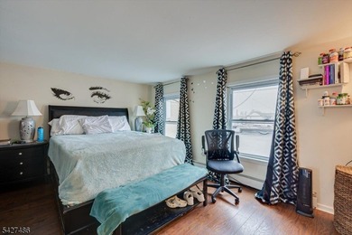 Amazing opportunity to Own a Mixed-Use House / Building. This - photo 12