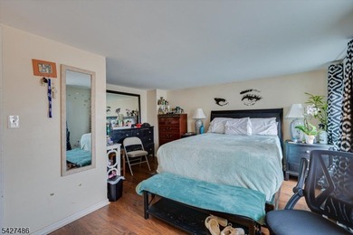 Amazing opportunity to Own a Mixed-Use House / Building. This - photo 13