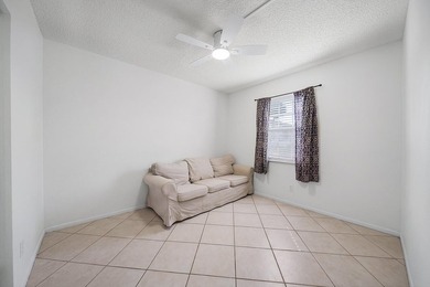 Immediate income potential! Spacious 3 Bed, 2 Bath, first-floor - photo 14