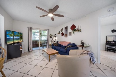 Immediate income potential! Spacious 3 Bed, 2 Bath, first-floor - photo 15