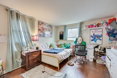 Amazing opportunity to Own a Mixed-Use House / Building. This - photo 19