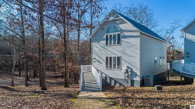 Lake Condo For Sale in Grand Rivers, Kentucky