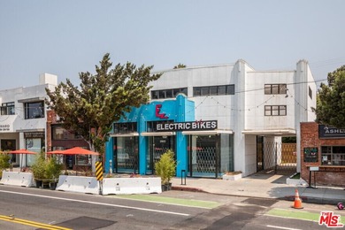 2803 Main Street presents a rare opportunity to acquire a prime - photo 4