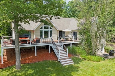 This 4-BD, 3-BA, 2,030-sq-ft home in a quiet cul-de-sac on a - photo 1