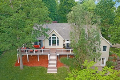 This 4-BD, 3-BA, 2,030-sq-ft home in a quiet cul-de-sac on a - photo 3
