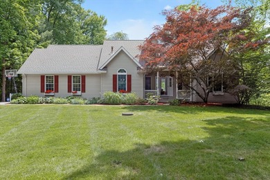 This 4-BD, 3-BA, 2,030-sq-ft home in a quiet cul-de-sac on a - photo 6