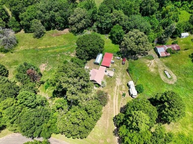 Homesteaders and hobby farmers this one's for you! Escape the - photo 13