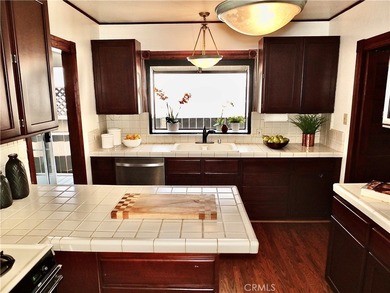 3839 Cedar Avenue... an enchanting 3-bedroom Craftsman - photo 5