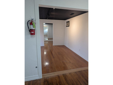 Versatile Commercial Property with Flexible Multi-Tenant or - photo 26