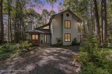Lake Home For Sale in Pocono Pines, Pennsylvania