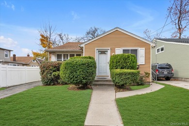 East River Home Sale Pending in College Point New York