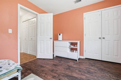 Welcome to 13364 Turtle Creek Parkway in Gulfport. This 3 - photo 12