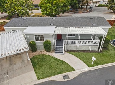 Welcome to this beautifully updated 3 bedroom, 2 bath residence - photo 19